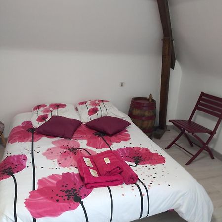 Saint-Cyprien-sur-Dourdou Le Curieux De Conques Bed & Breakfast エクステリア 写真
