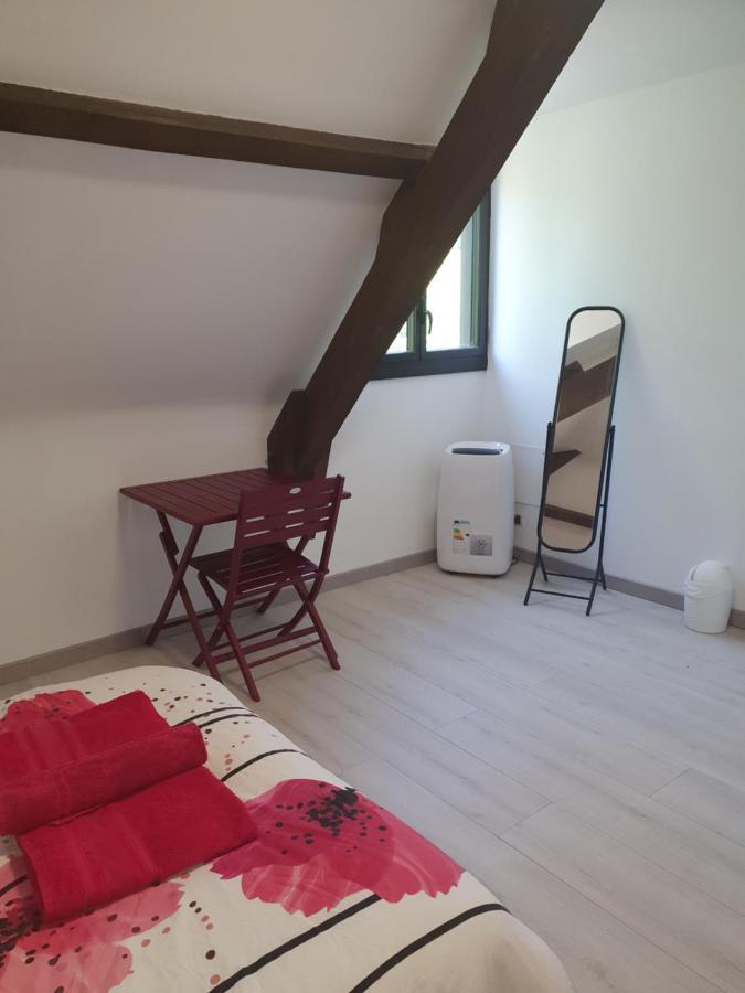 Saint-Cyprien-sur-Dourdou Le Curieux De Conques Bed & Breakfast エクステリア 写真